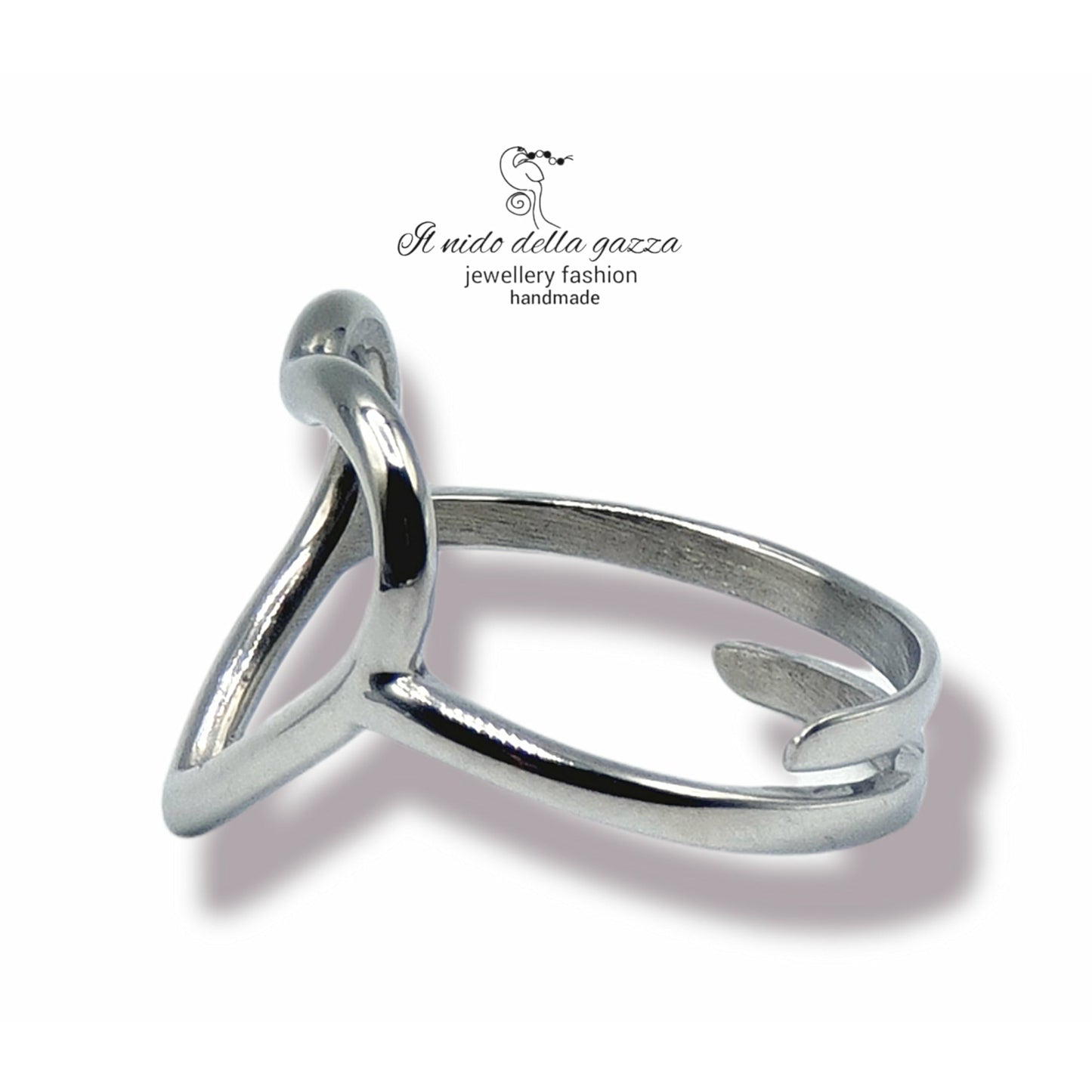 Heart ring