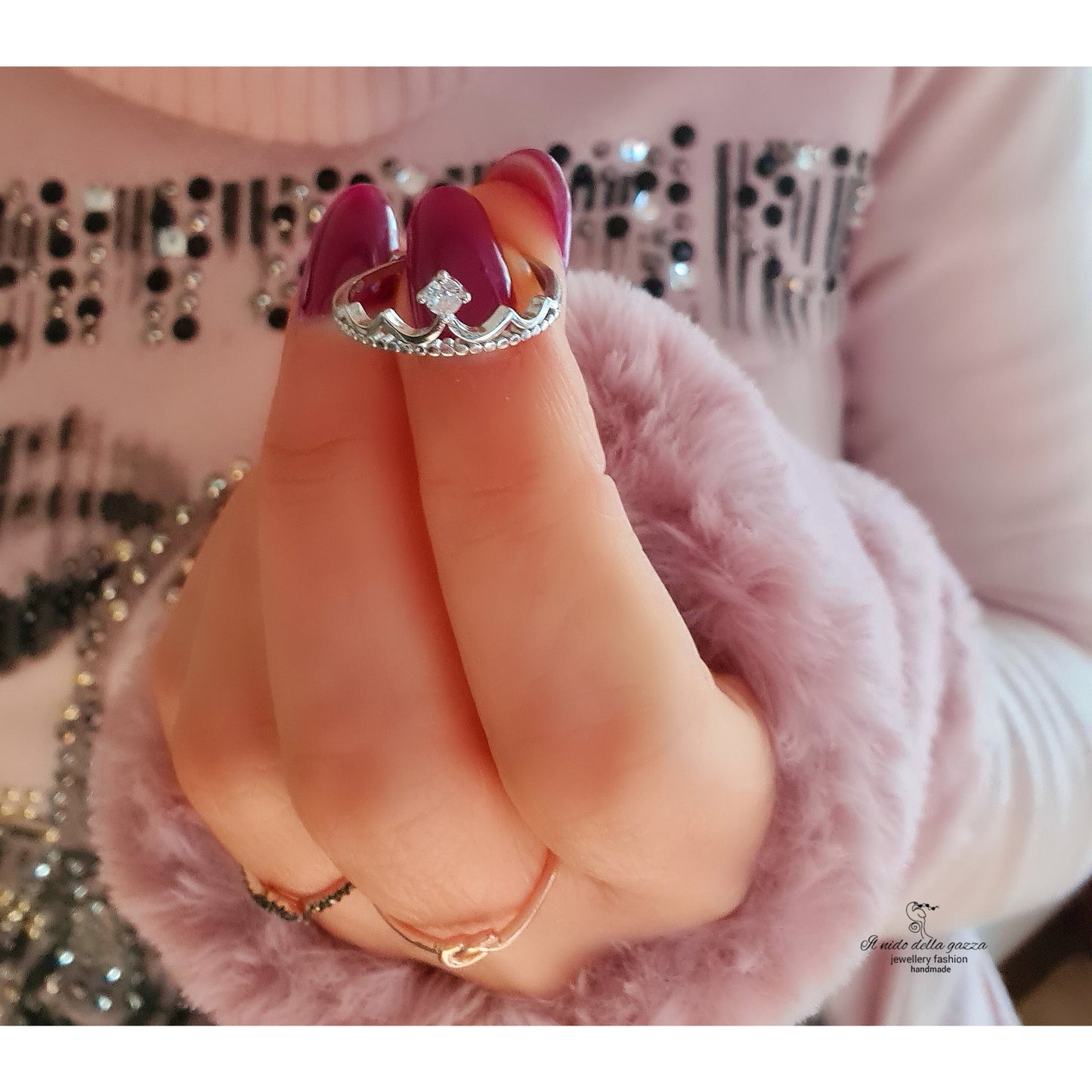Queen ring