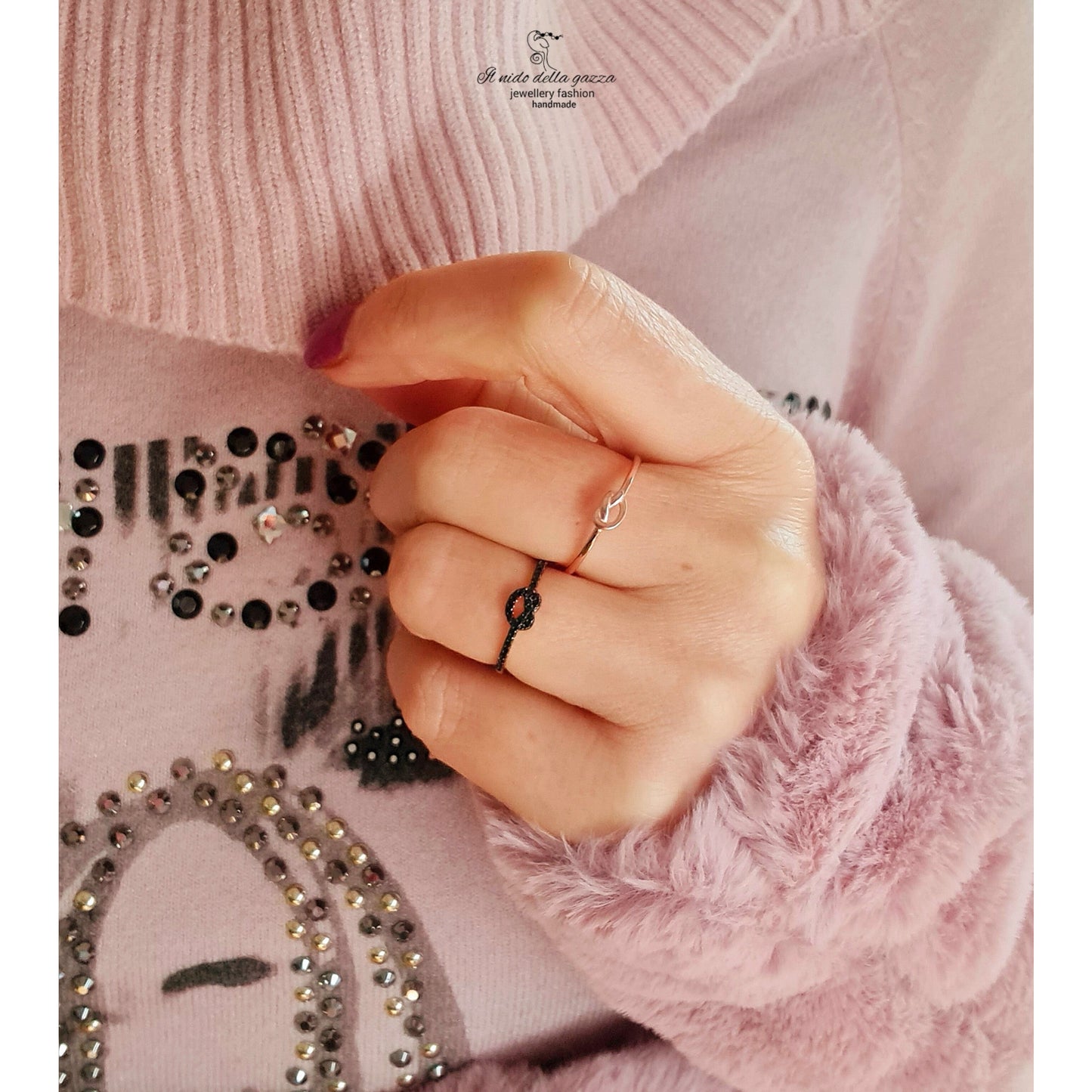 Infinity knot ring